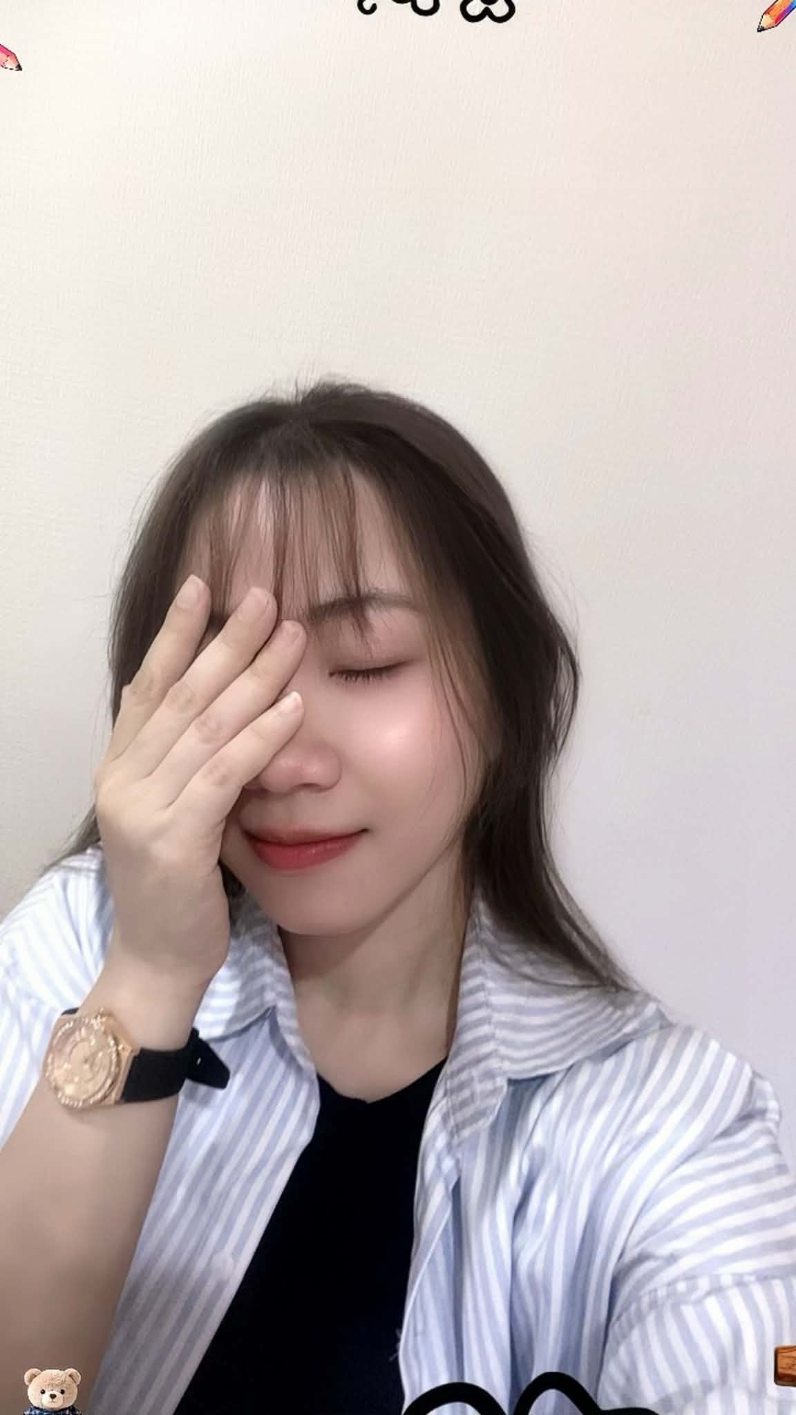 Em bắt đầu ở lại 